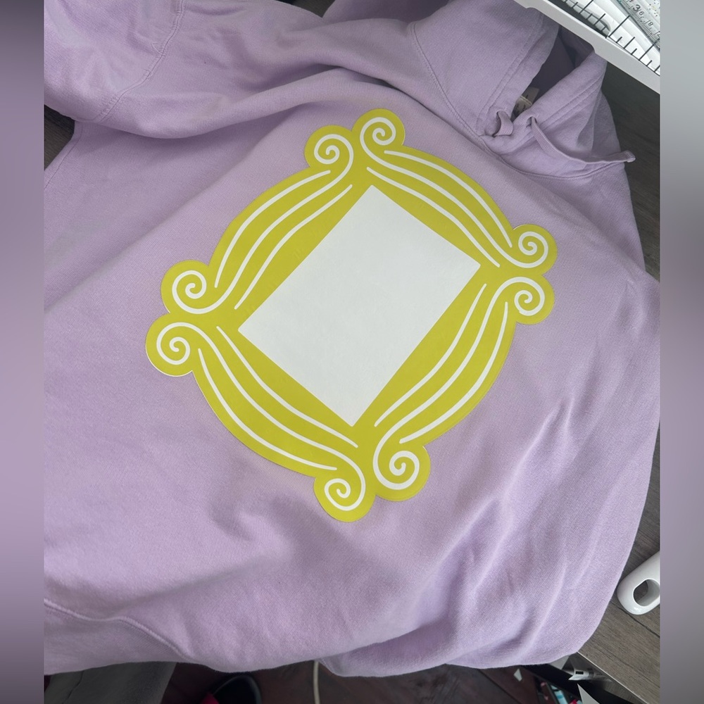 Friends door sweater